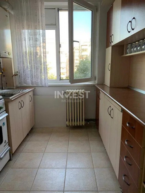De vanzare! 2 camere, decomandat, zona Gara - Fostul Billa,