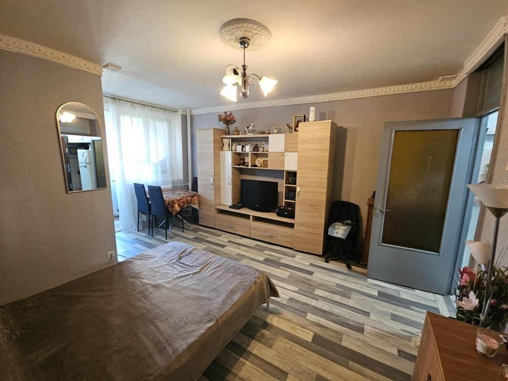 Garsoniera decomandata Calea Vitan an 1980