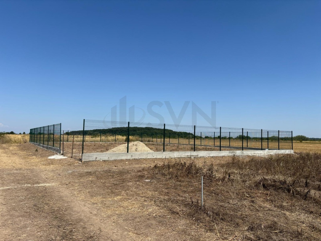 Teren 500 mp in Ostratu de vanzare