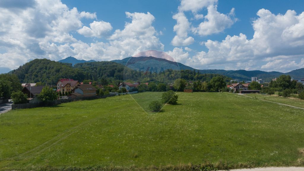 Lot de casa intrare Sacele -Strada Iernii, 1022mp