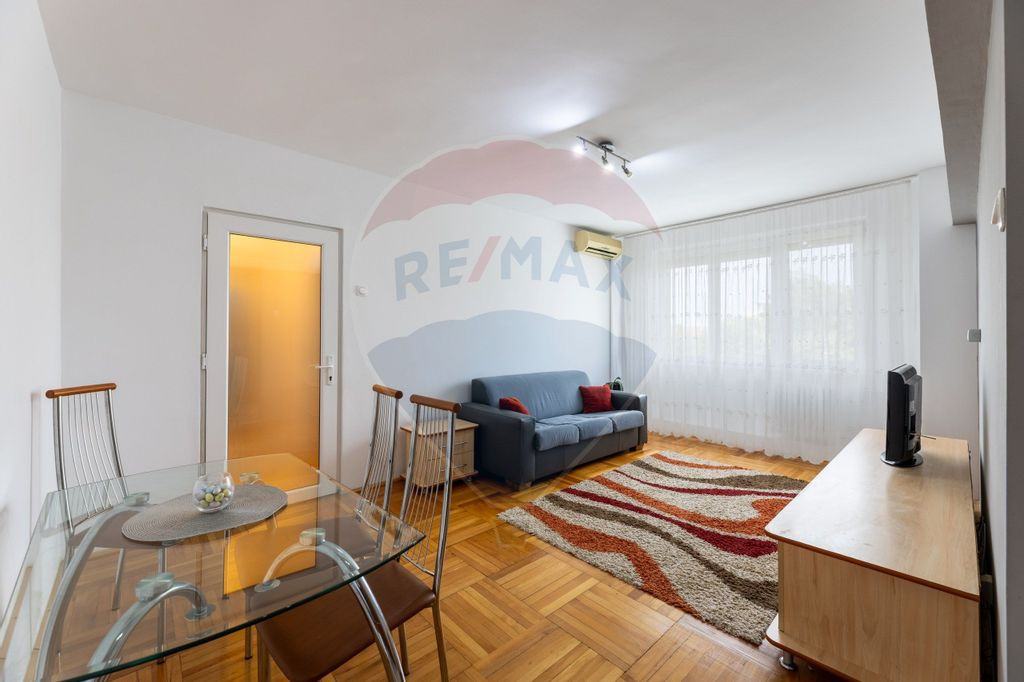 Apartament cu 2 camere de închiriat în zonă Ultracentr...