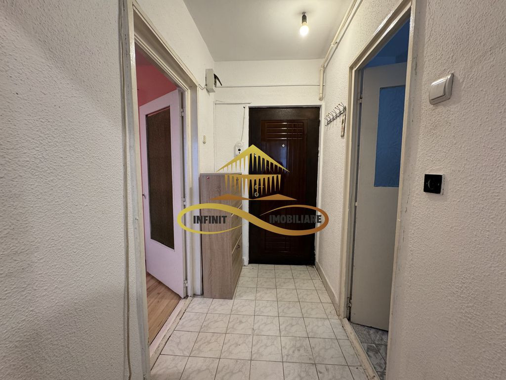 Garsoniera pe str. Calugareni/Nord - de inchiriat