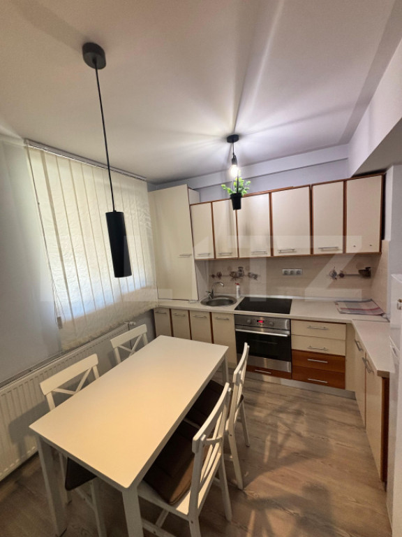 Apartament cu 2 camere, decomandat, cu terasă și grădină