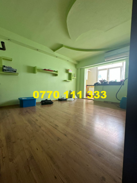 Apartament 4 camere decomandat, zona Obor, etaj 2.