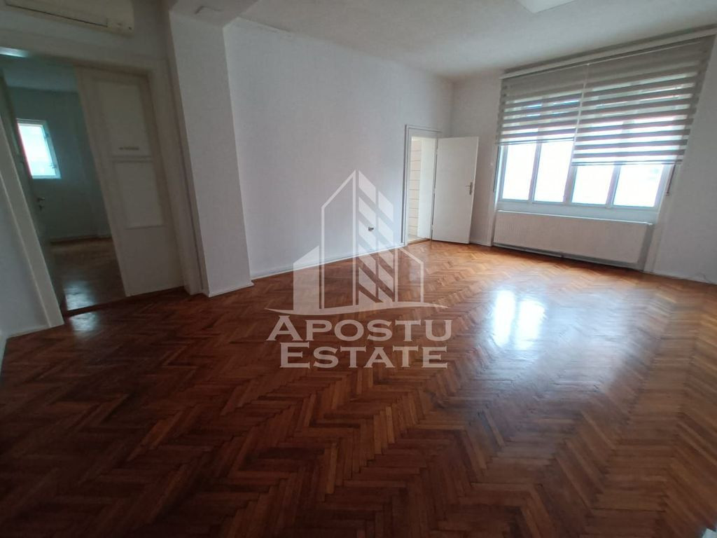 Spatiu birou de inchiriat zona centrala