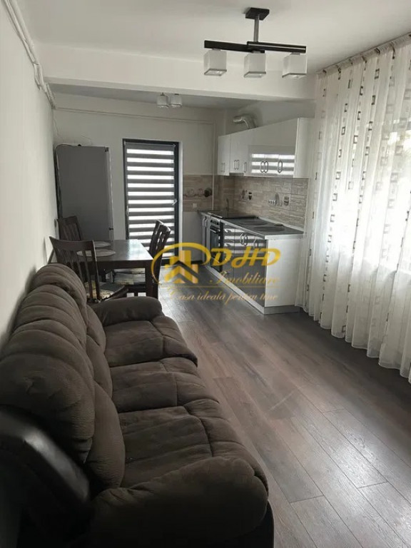 3 camere Tătărași et. 2/2