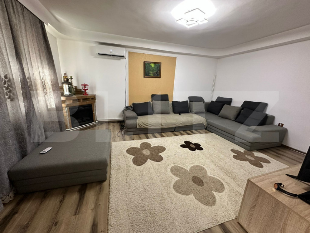 Casa de vanzare zona Pandurasu