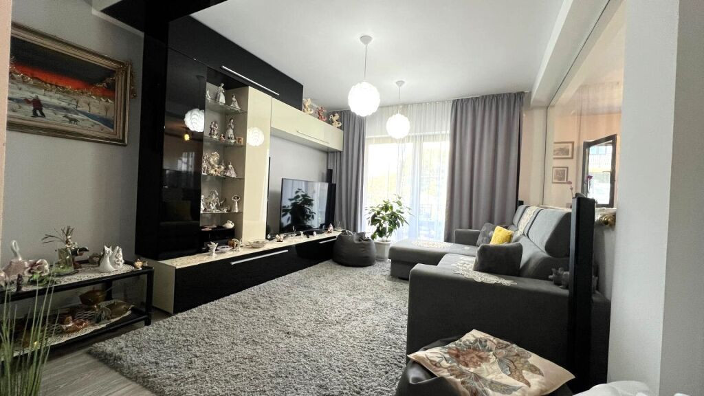 NICOLINA/CUG, CASA P+1 DE , MOBILATA SI UTILATA COMPLET