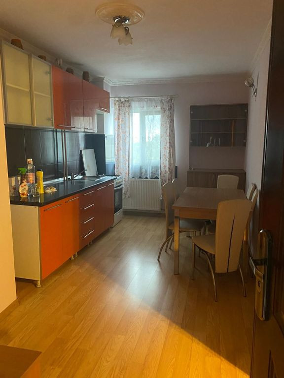 Garsonieră, 28 mp, mobilată, utilată, Liliacului. 210 ...