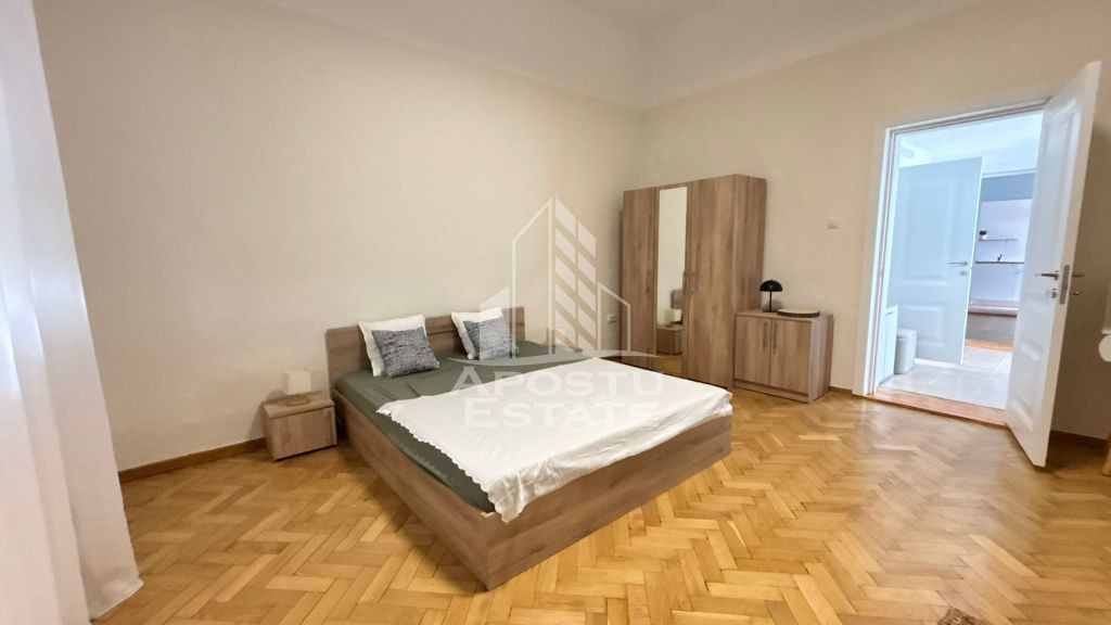 Casă renovată cu 2 camere in zona Sagului, panouri solare