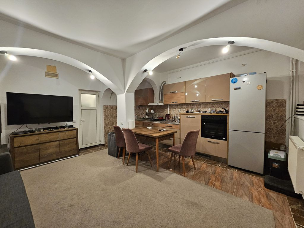 Casa superba 4 camere-terasa-3 bai Batistei-Universitate-...