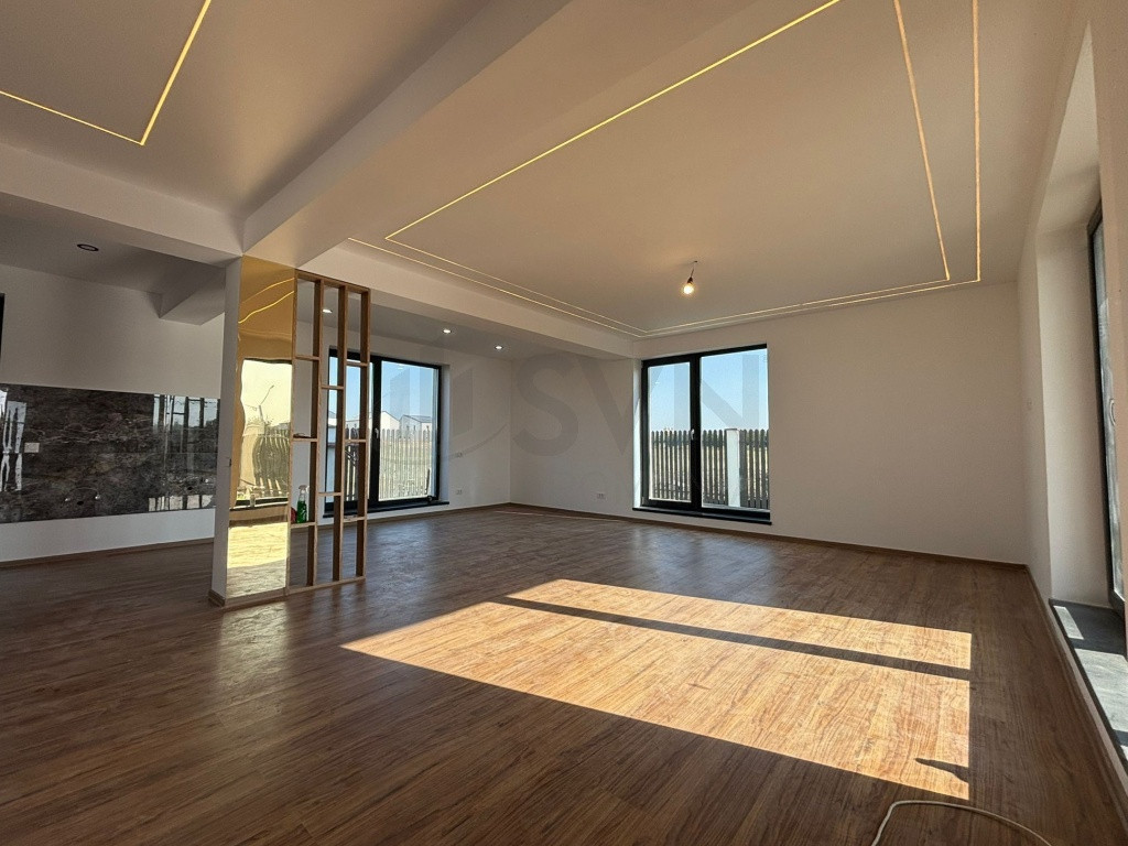 Vila cu 3 dormitoare in Tunari