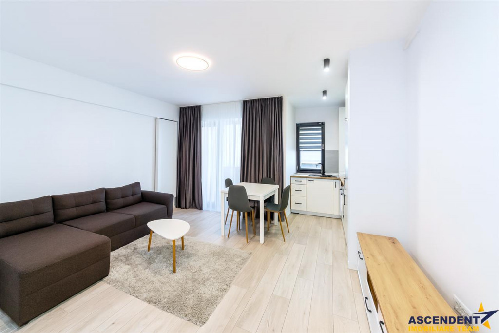 Apartament spatios,60 mp utili balcon si parcare, Transilvan