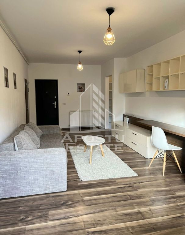 Apartament cu 2 camere si curte proprie,Dumbravita