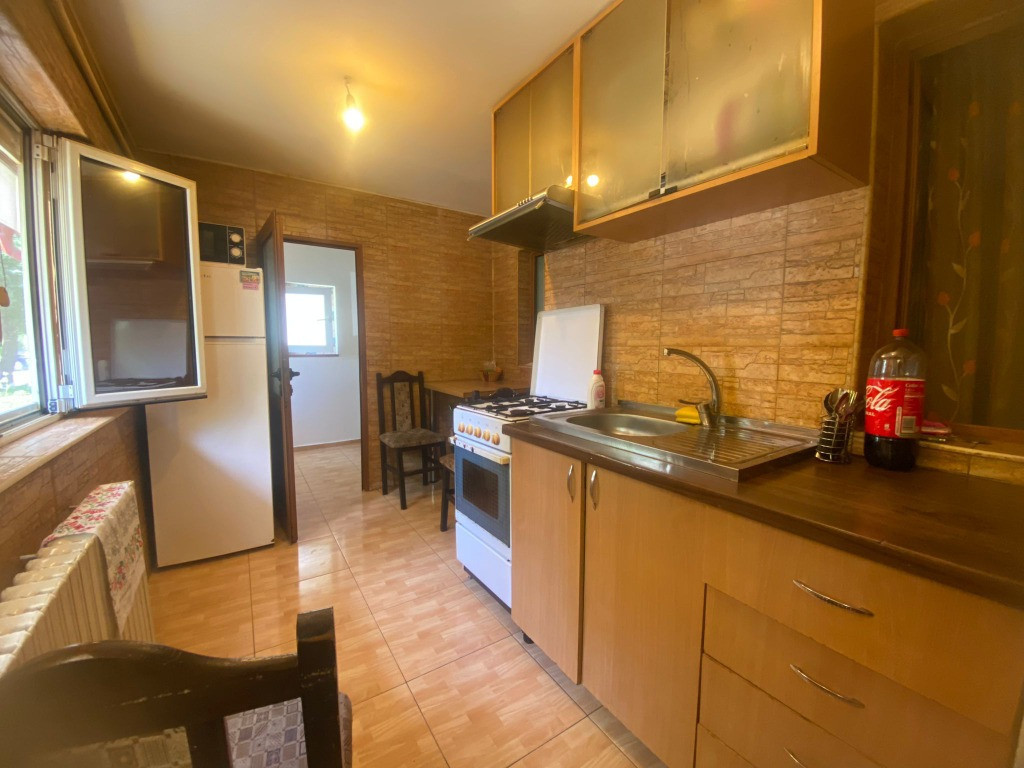 Ap. 2 cam, mobilat si utilat, se acceptă credit