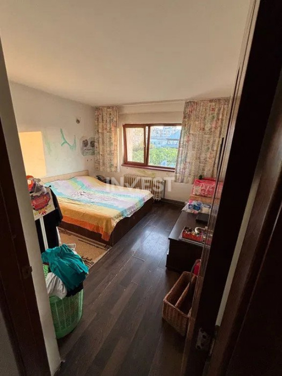 Apartament 3 Camere Decomandat - 84 mp, Etaj 8/8, cu Lift,