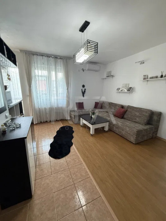 Apartament 2 camere mobilat si utilat Strada Salaj