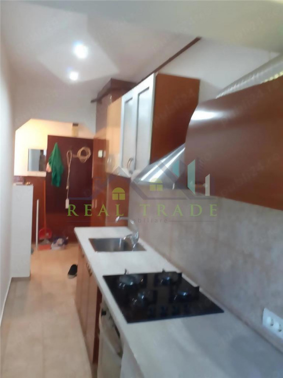 Garsoniera decomandata zona Craiter