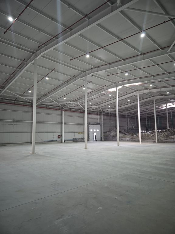 Voluntari, 2 hale suprafete 1000 mp