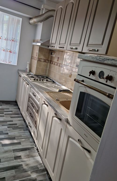 De inchiriat apartament 2 camere