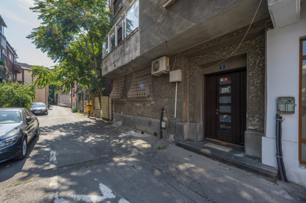 COTROCENI - CAROL DAVILA, APARTAMENT 3 CAMERE 58 MPU, PARTER