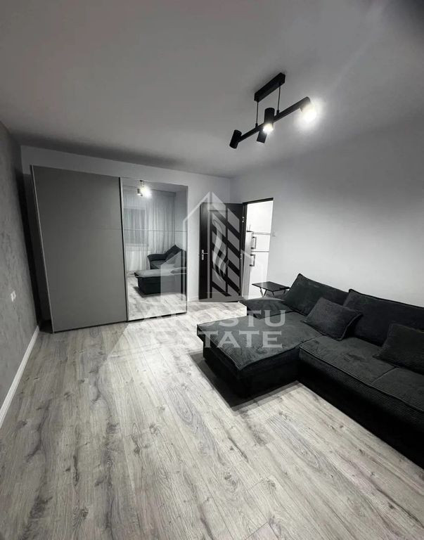 Apartament cu 1 camera, decomandat, etaj intermediar, zon...