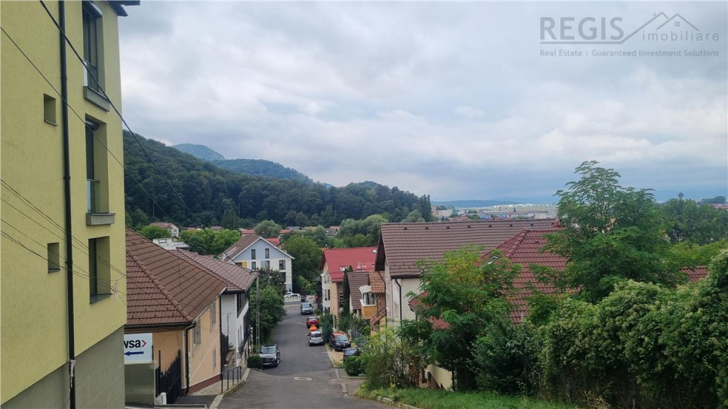 Apartament de trei camere zona Brasovul Vechi