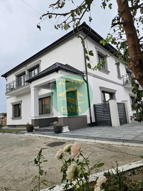 Vila, mobilata si utilata, lux