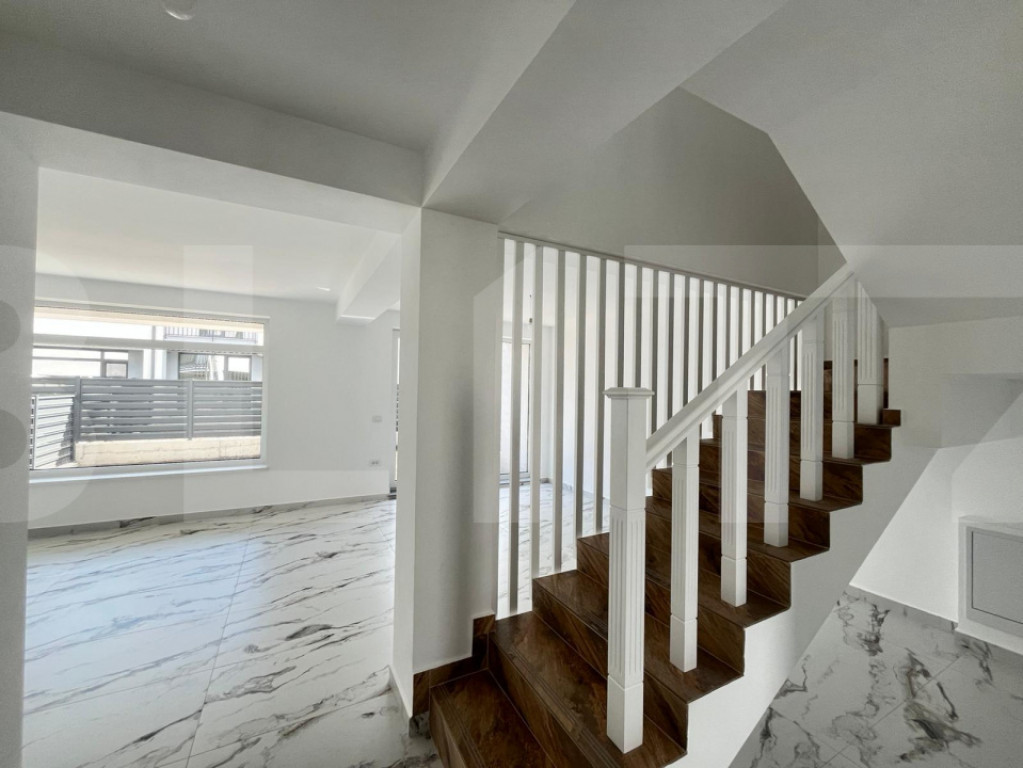 Casă nouă cu etaj de vânzare — 118 m² utili, Botosan