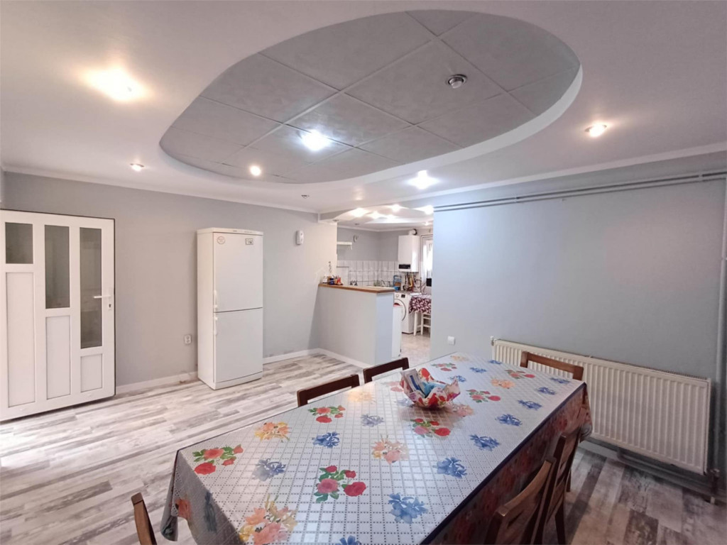 Casa deosebita stil clasic si modern de