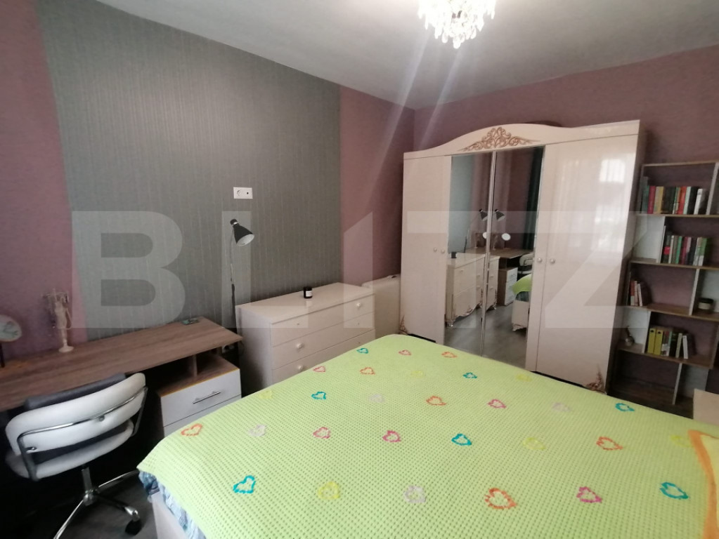Apartament cu 2 camere, decomandat, zona Zorilor
