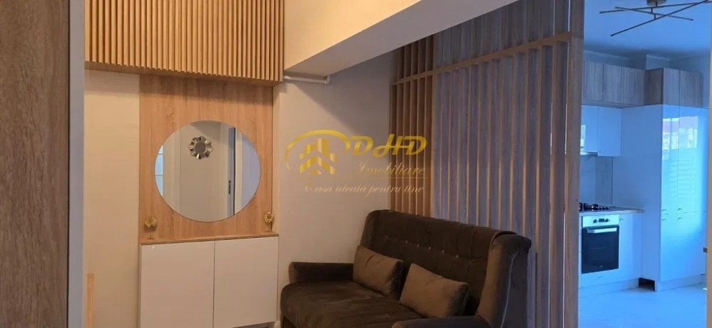 Apartament 2 camere semidecomandat Royal Town