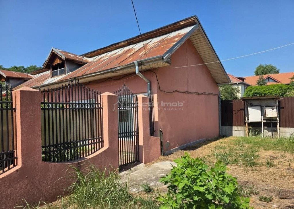 Casa tip PARTER, amprenta 140 m, teren 1350 mp, Maracineni,