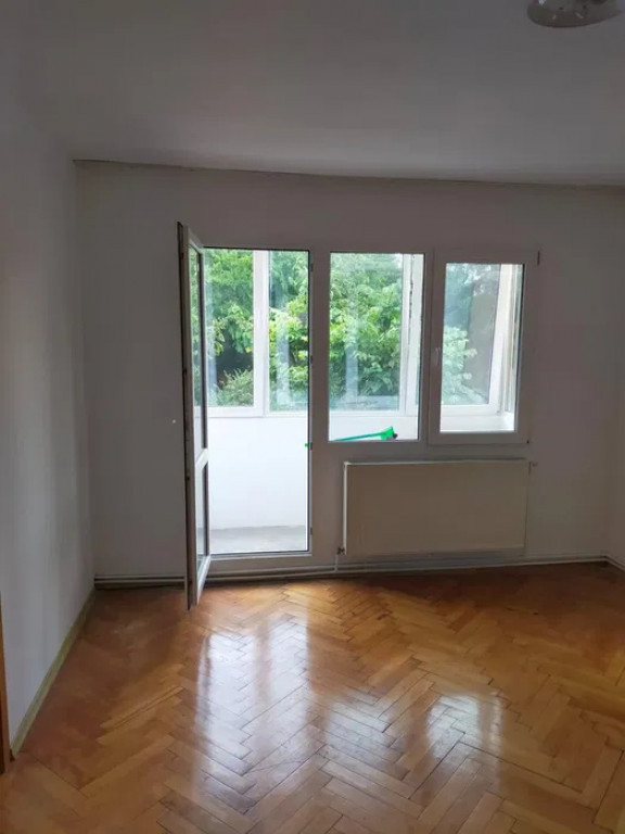 Apartament 3 Camere Astra