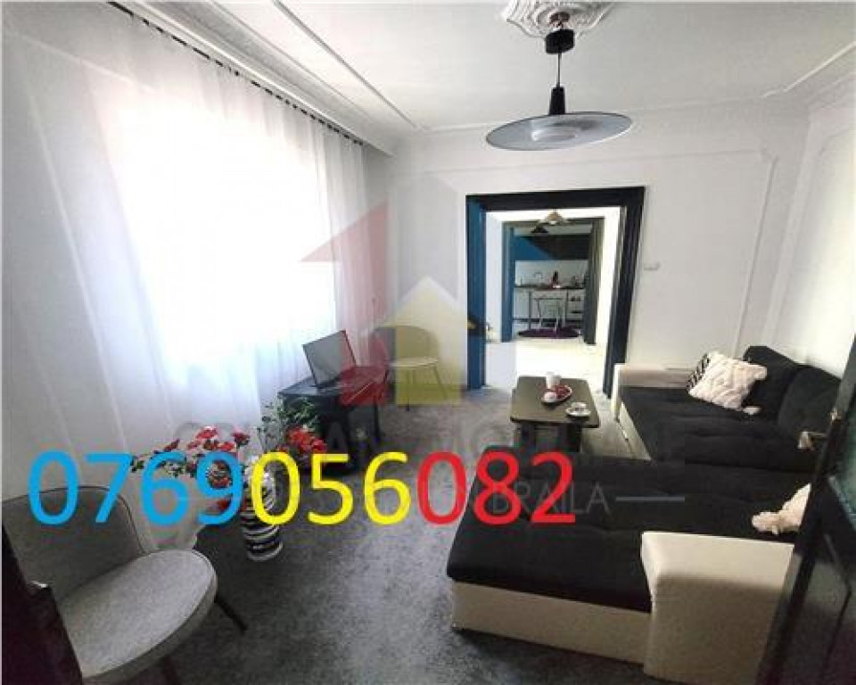 Casa 5 camere, suprafata teren 200 mp, zona Piata Saraca