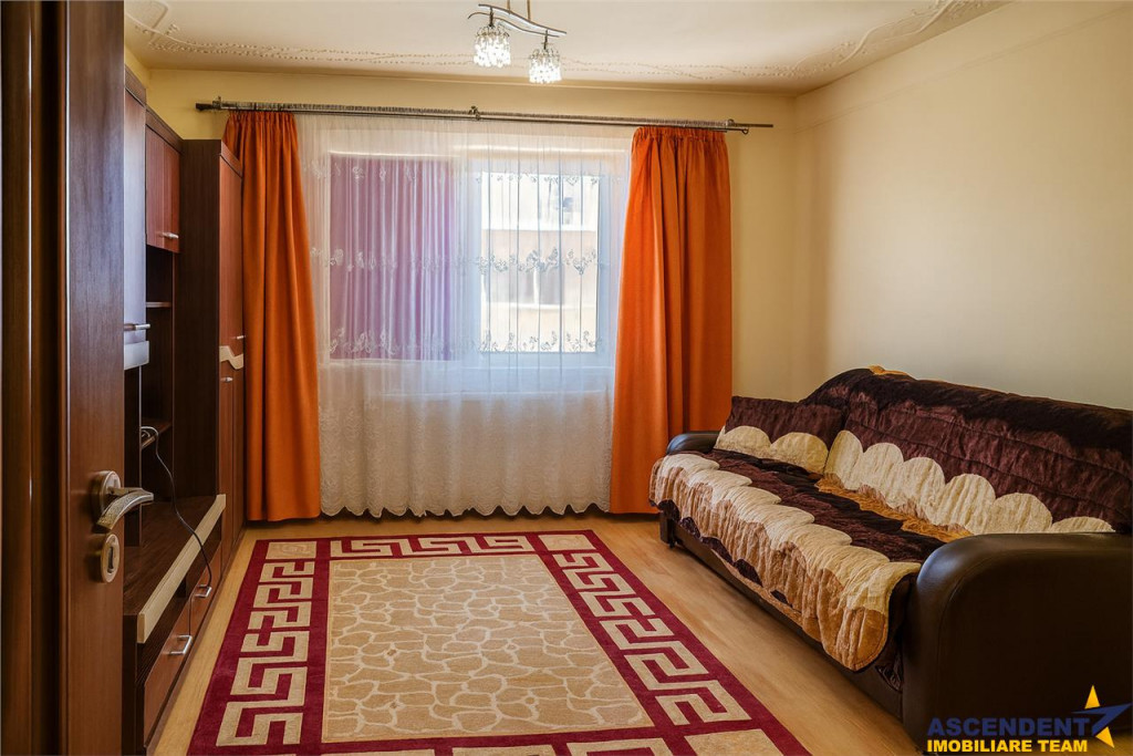 Garsoniera, mobilata, utilata, Astra, Brasov