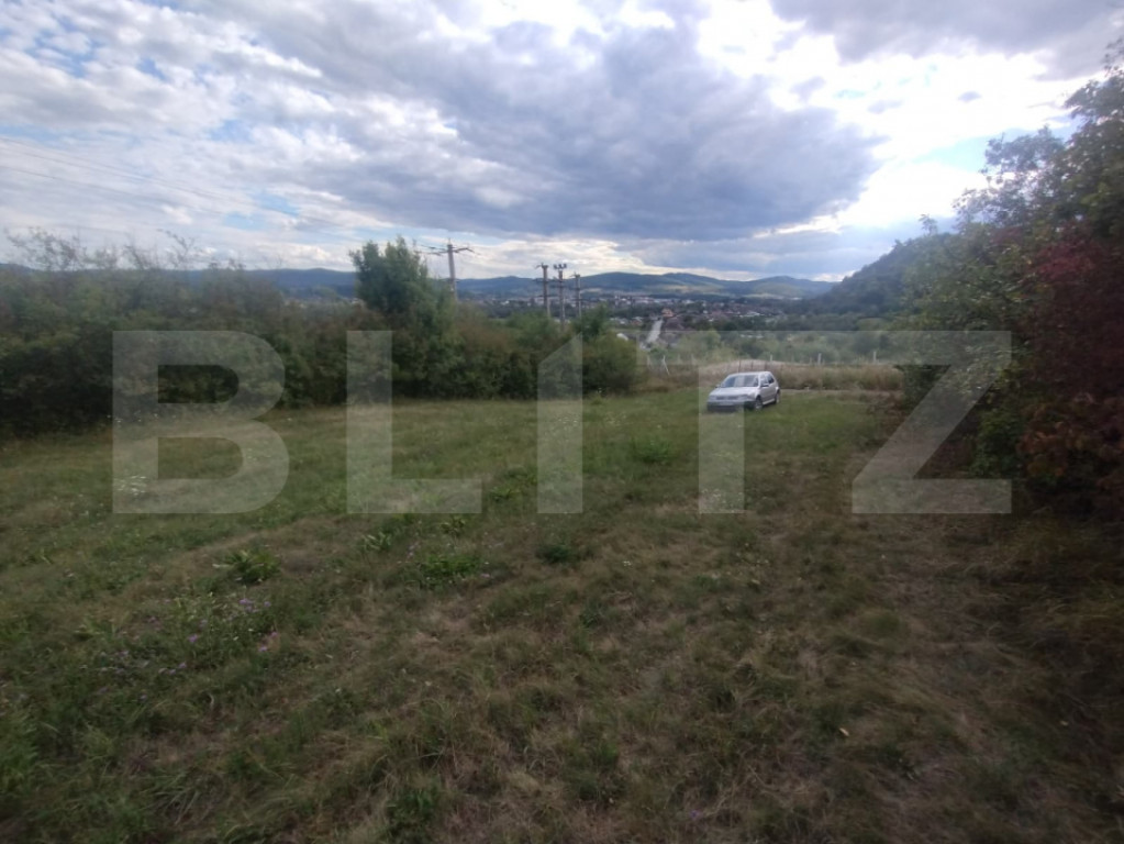 Teren extravilan in suprafata de 35 de ari, zona Beclenut, i