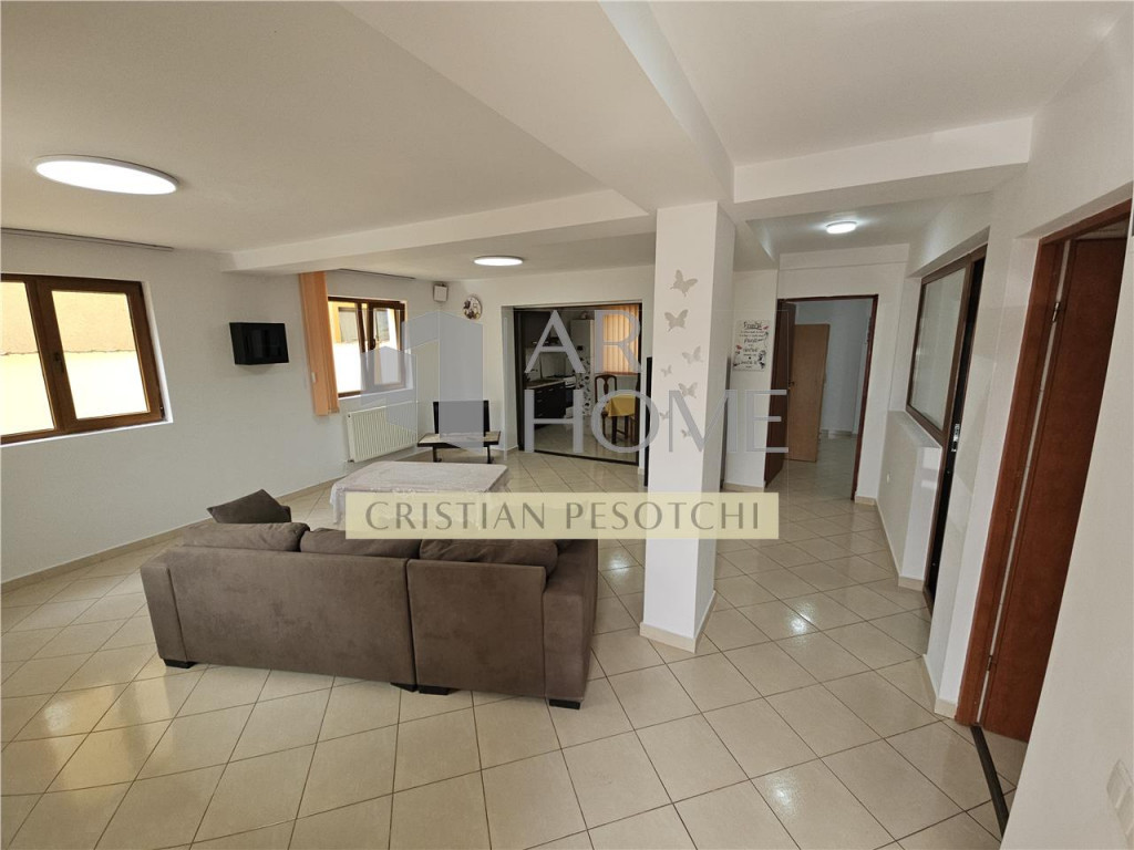 Apartament 3 camere, piscina, zona SUD, Ploiesti