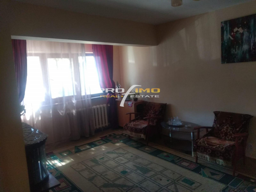 Casa de Cultura - apartament 2 camere decomandat parter