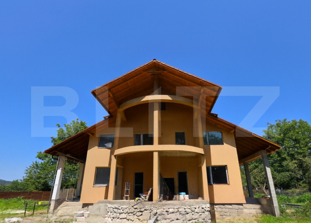 Casa tip duplex,cu 3 camere,120 mp utili,450 mp teren,Blaj