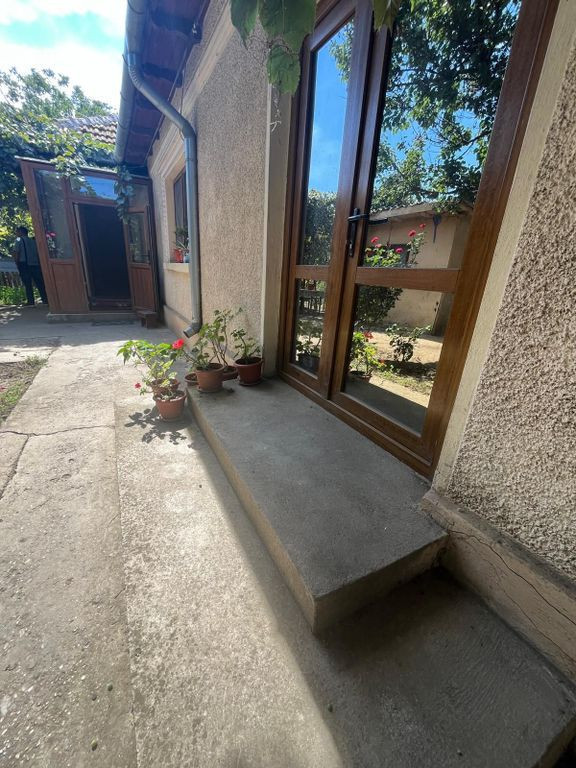 Casa km 5 cu teren mare