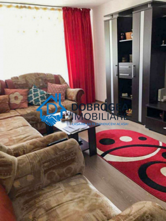 E3 - 2 CAMERE DECOMANDAT, ETAJ 2