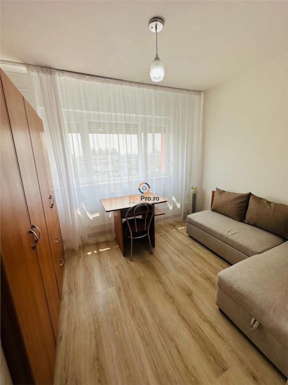 Garsoniera Renovata zona UMT