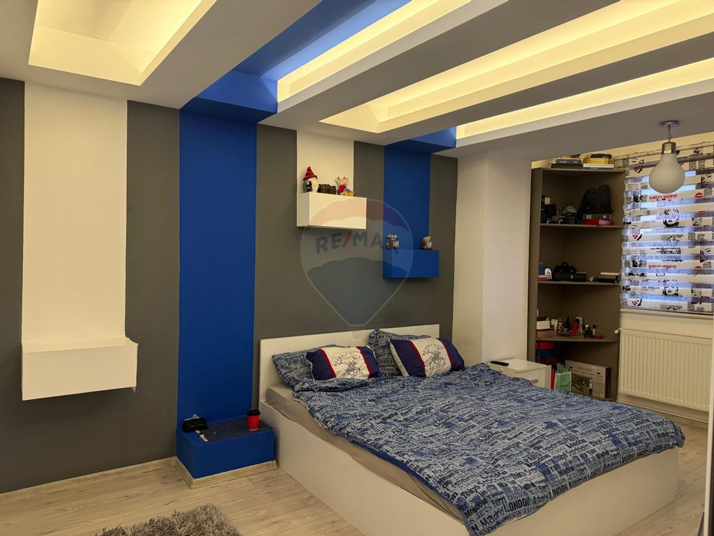 Apartament cu 2 camere de vânzare în zona Calea Severin...