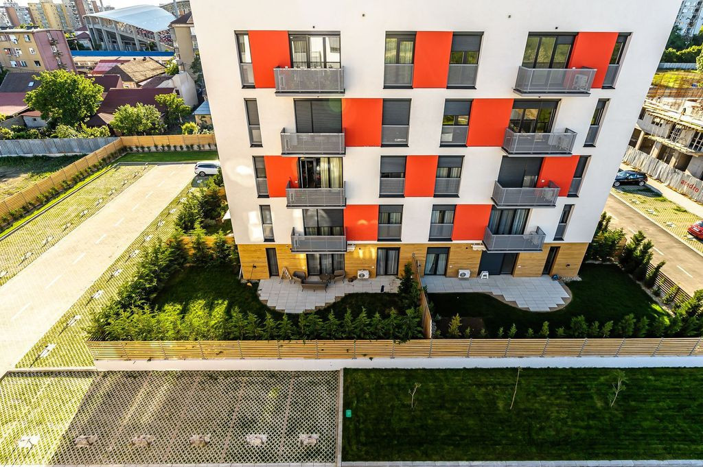 SINGURUL APARTAMENT CU GRADINA DIN NOUL BLOC R39, ARED RED 9