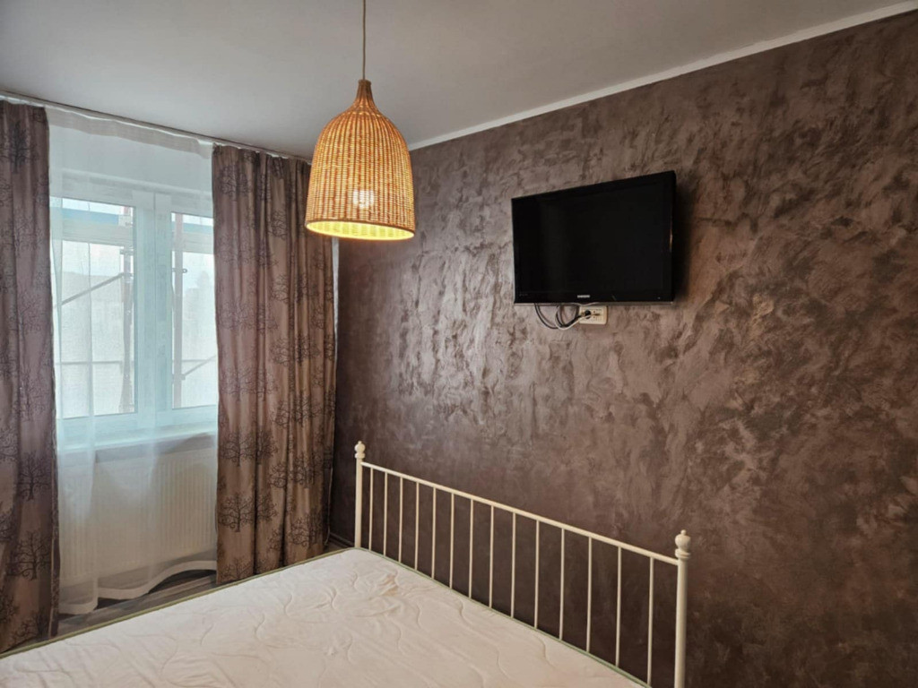 Apartament de 2 camere zona AFI