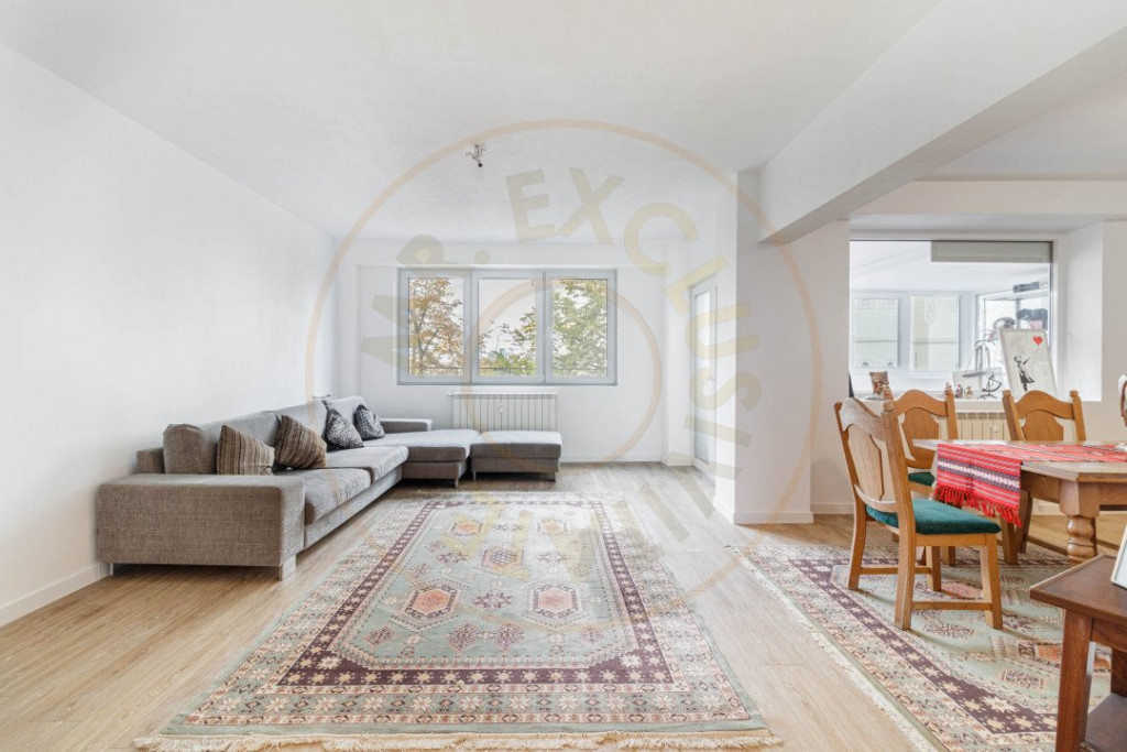 Apartament 3 camere | Renovat | Vedere - Catedrala Mantuirii