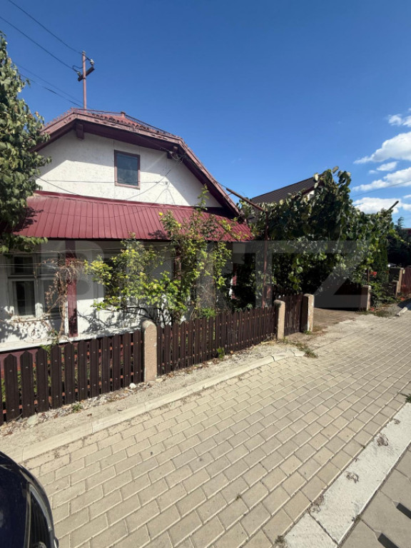 Casa parter, 83 mp utili,950 mp teren, Ipotești - Centru (