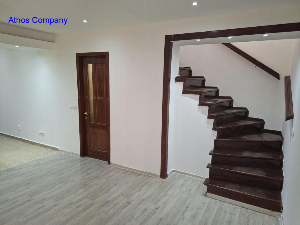 Ap 3 camere penthause in Otopeni