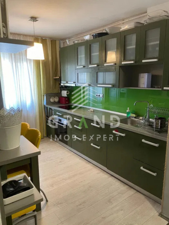 Apartament de inchiriat cu parcare in Marasti, mobilat,utila